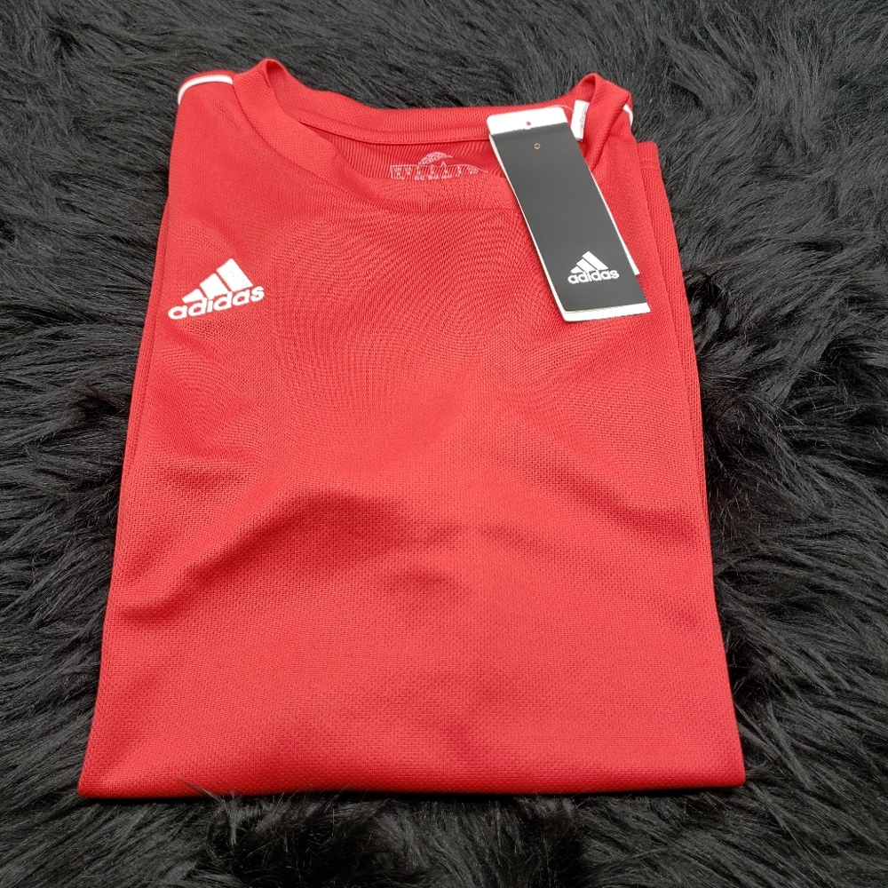 Adidas T Shirt